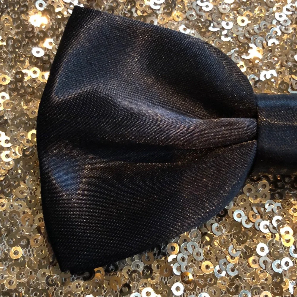 NWOT black formal satin bowtie, pre-tied - Picture 4 of 14